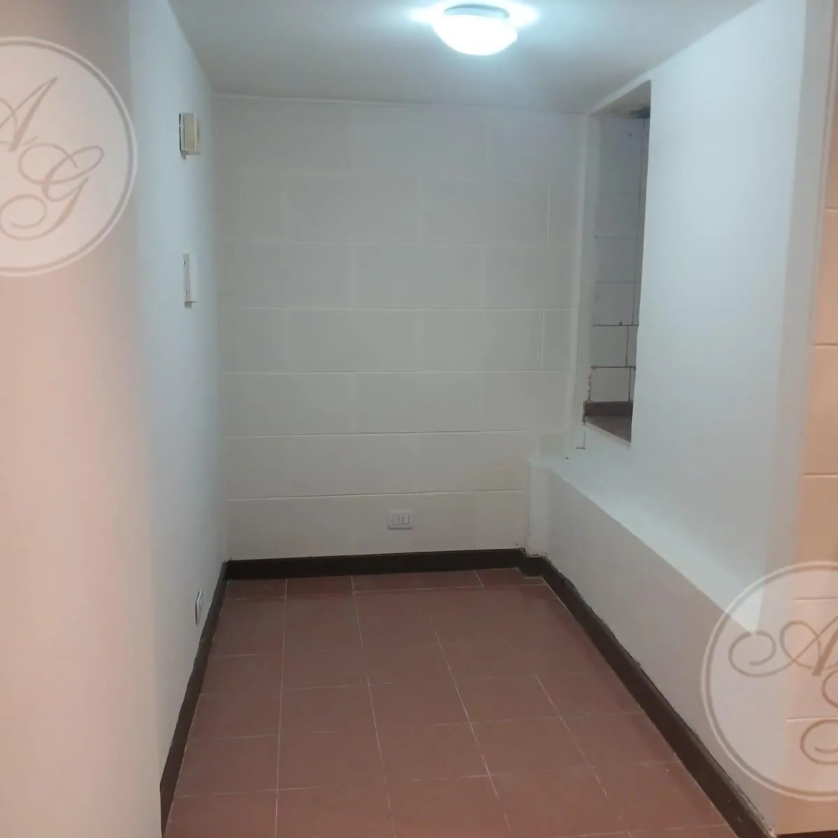 2 Ambientes | Exc. Estado | Av Caseros y Av Jujuy