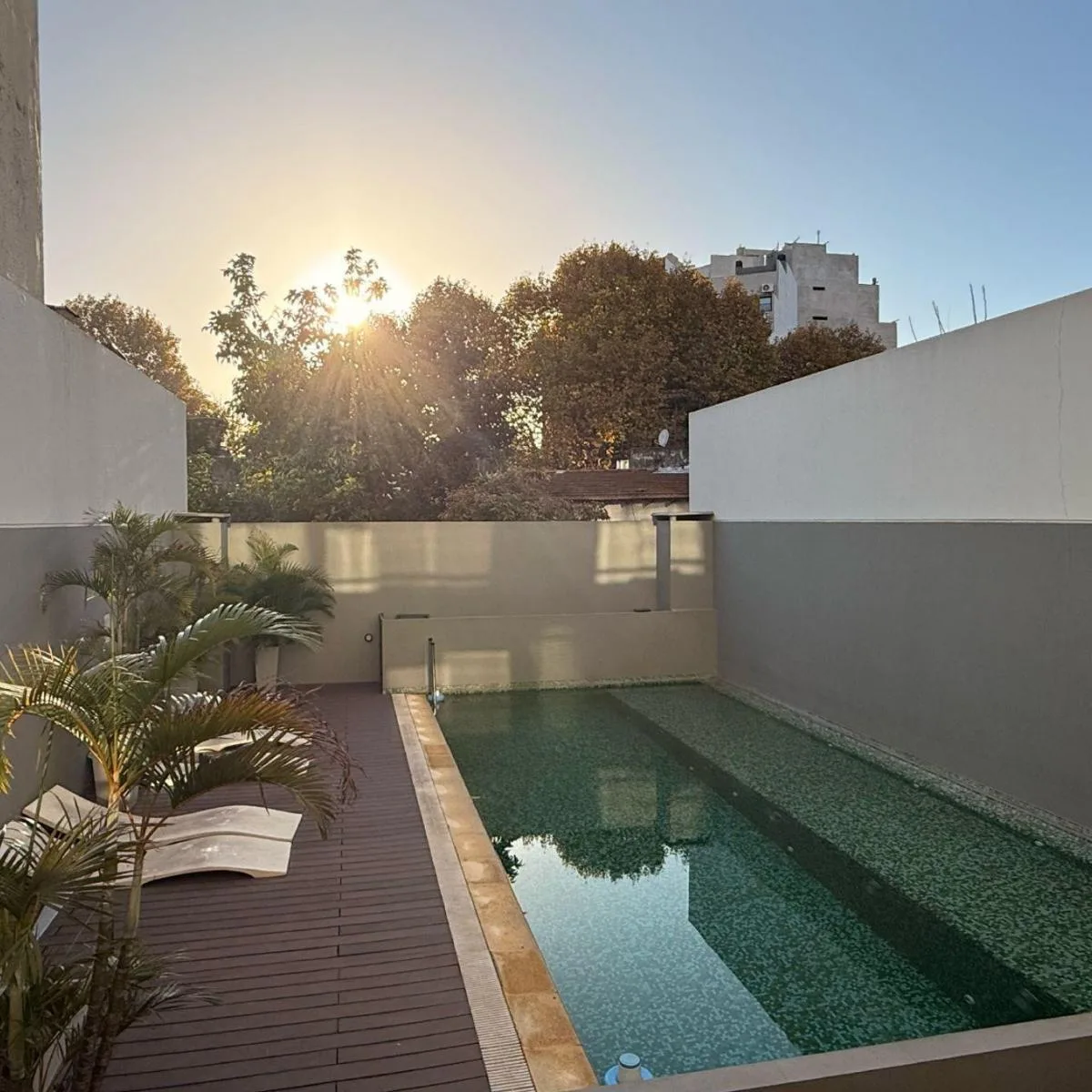 Furnished studio with pool view