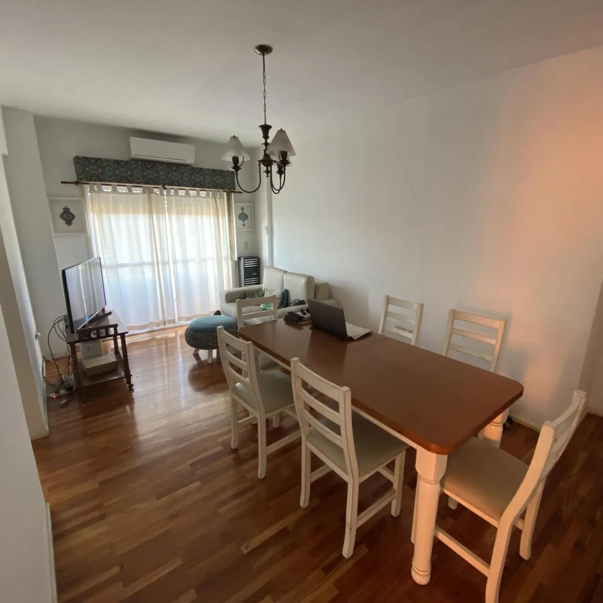 Muy Buen Departamento Dos Ambientes con Cochera