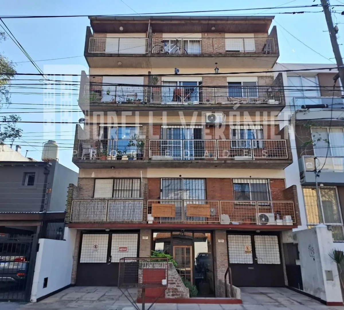 Studio with balcony and uncovered parking
