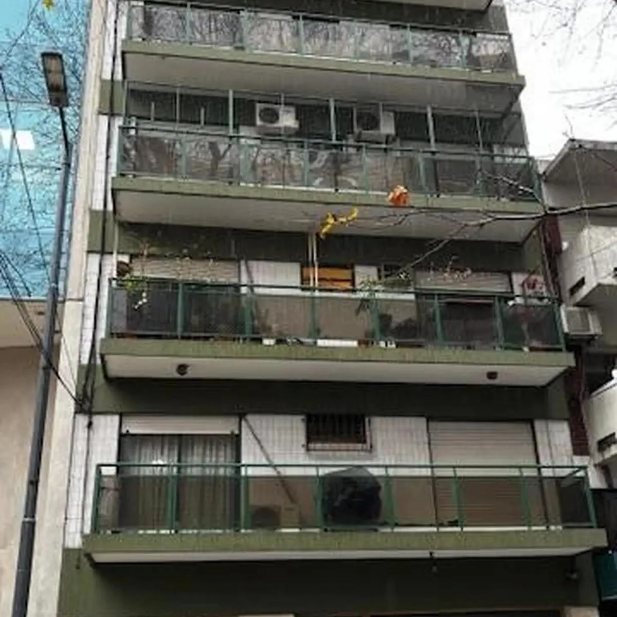 Alquiler. 3 Amb. Belgrano. Apto Uso Profesional. 1ro. Contrafrente. Prox a Cabildo