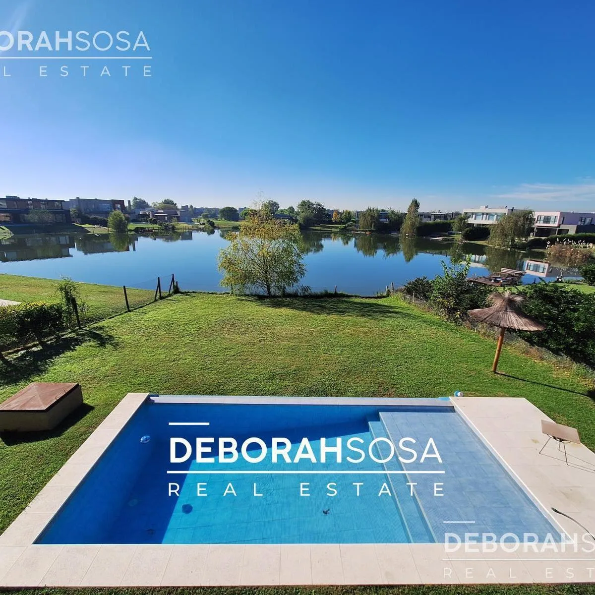 Casa no El Cantón, vista para a lagoa