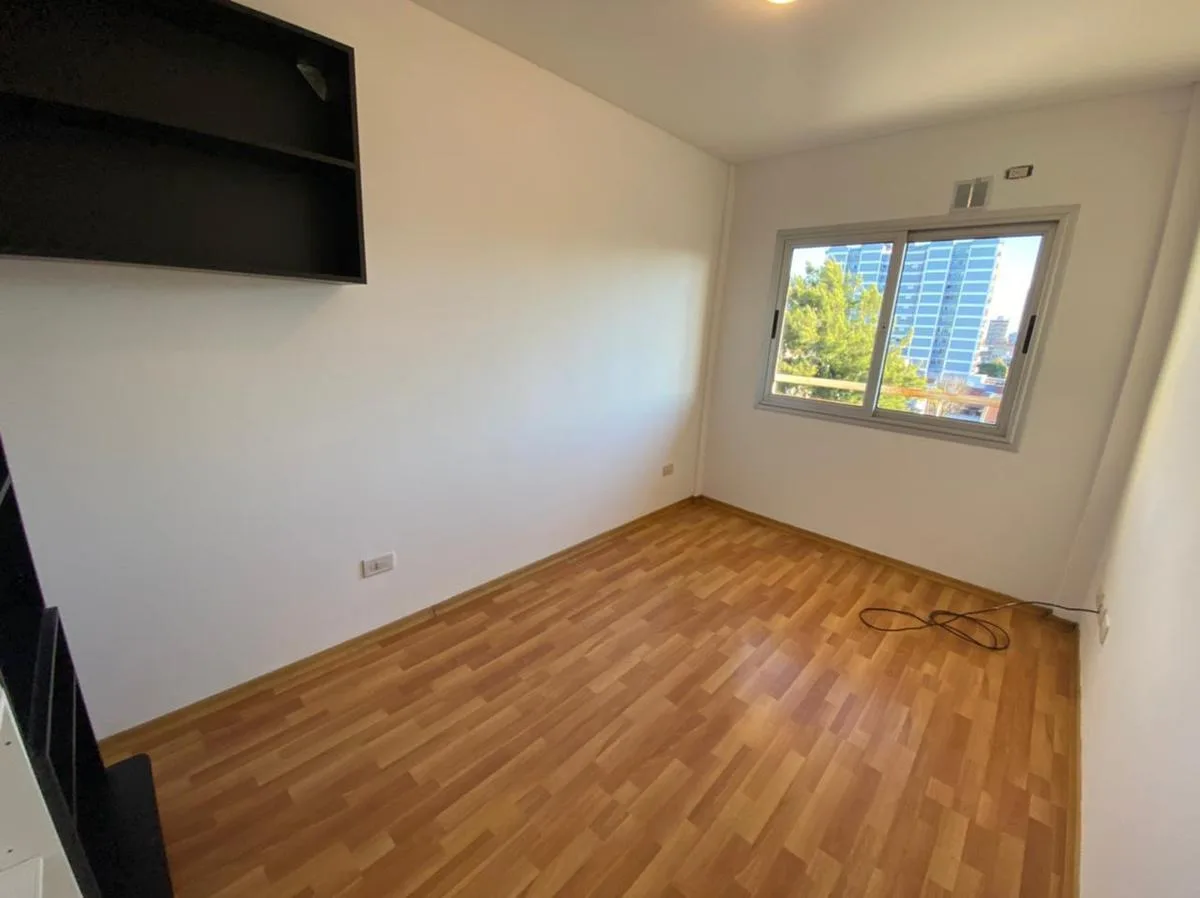 Departamento en Alquiler - 2 Dorm. 1 Baño - 67 m - Avellaneda