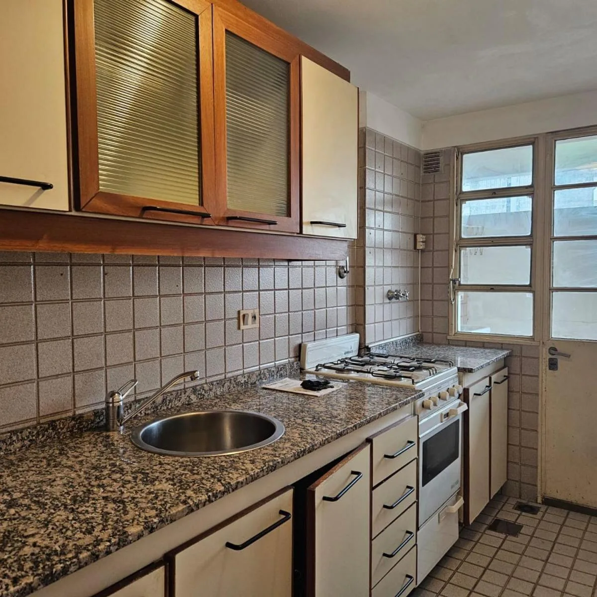 Departamento en Alquiler San Isidro con Cochera