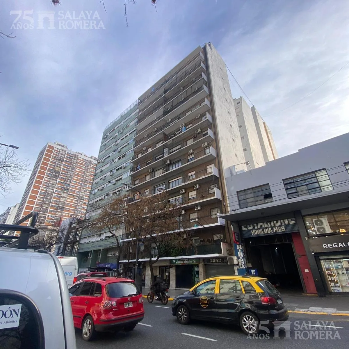 Alquiler Departamento 3 Ambientes Av Rivadavia