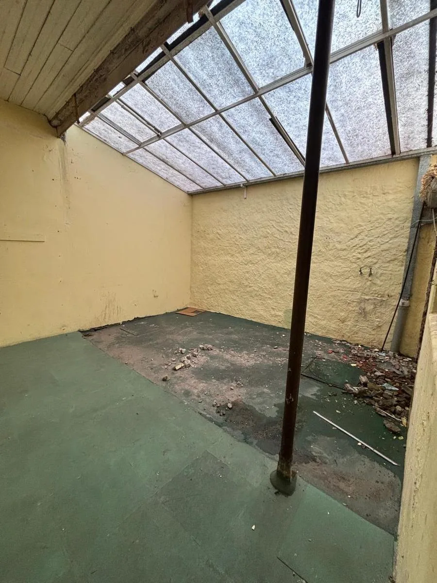 Casa de Cinco Ambientes en Alquiler en La Plata
