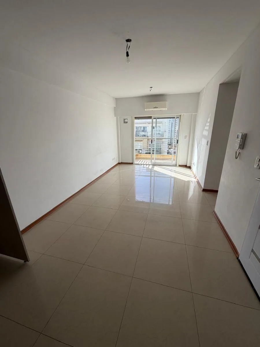 Bahia Blanca 2100 - Departamento Semipiso 2 Ambientes Al Frente Balcon Sum