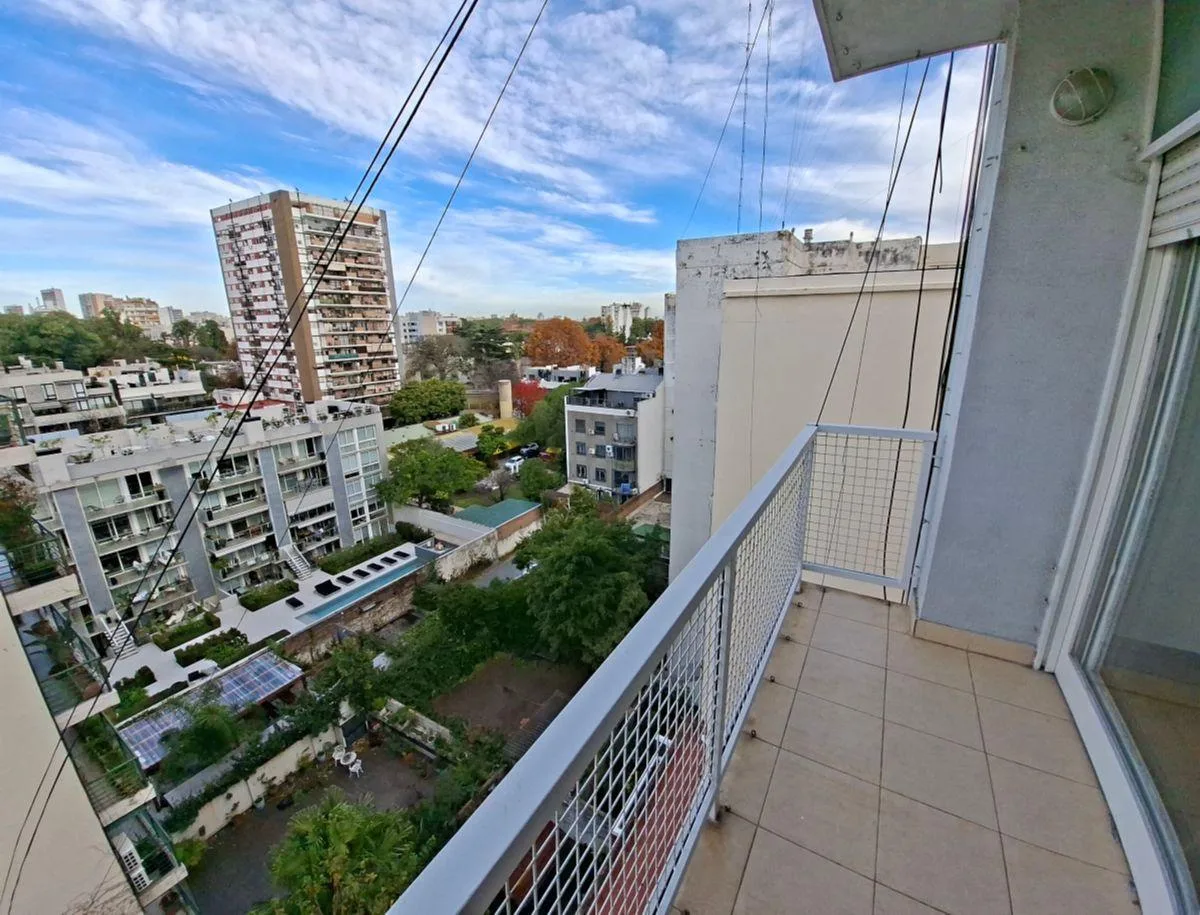 Superluminoso Recien Pintado Balcon