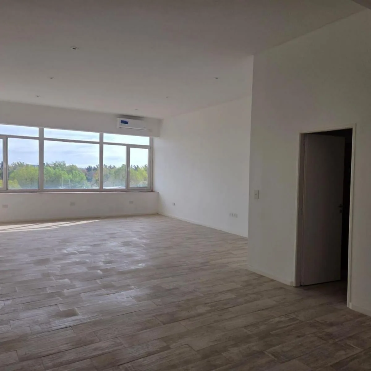 Студия 63 м² с парковкой
