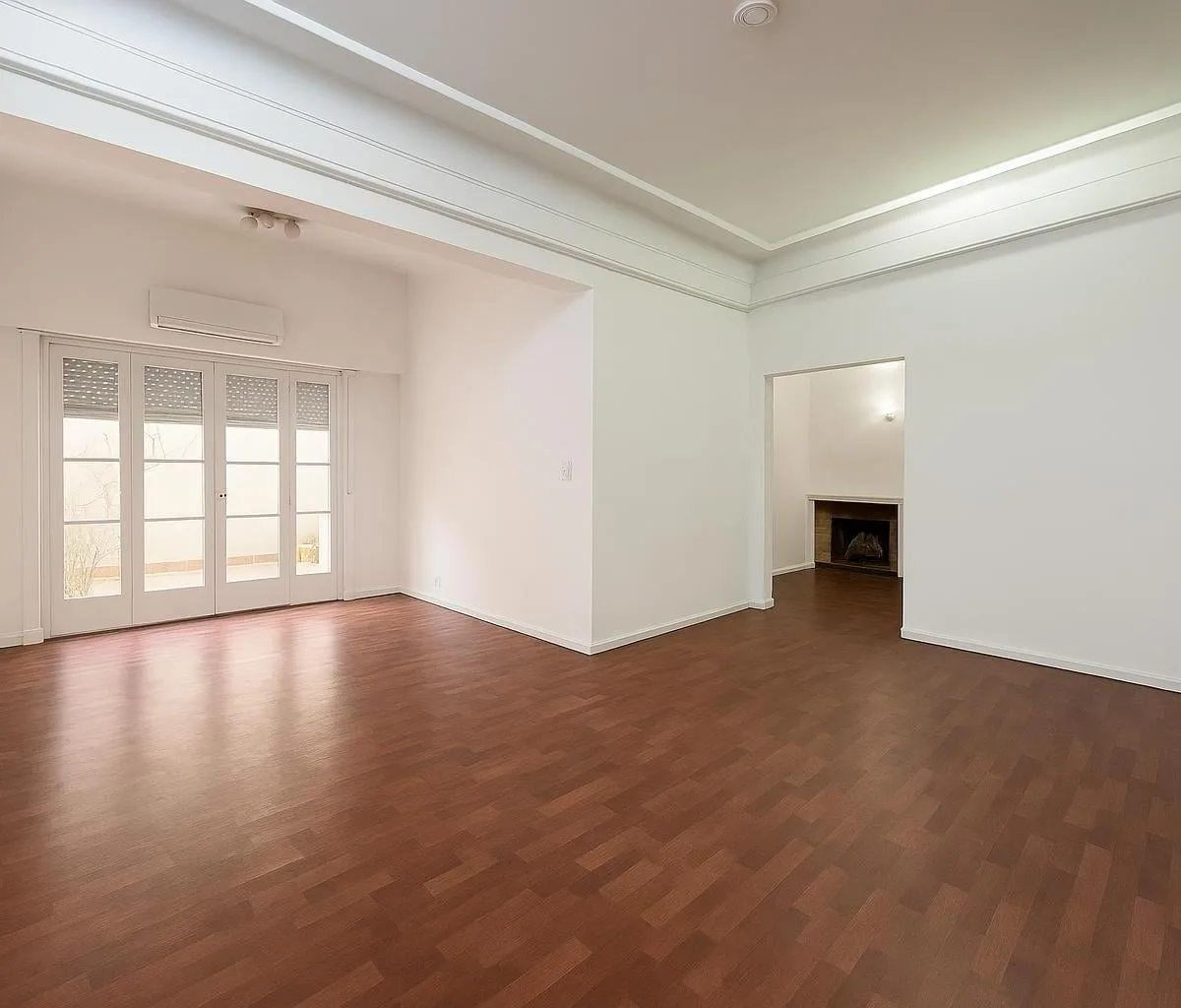 Departamento de 4 Ambientes con Patio en Planta Baja
