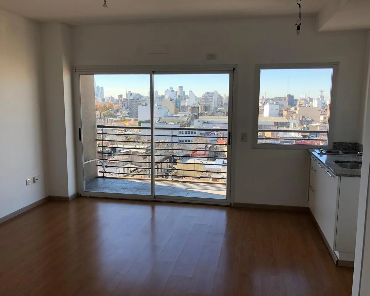 Luminoso y Hermoso Monoambiente C/ Balcón - Zona H. Garrahan