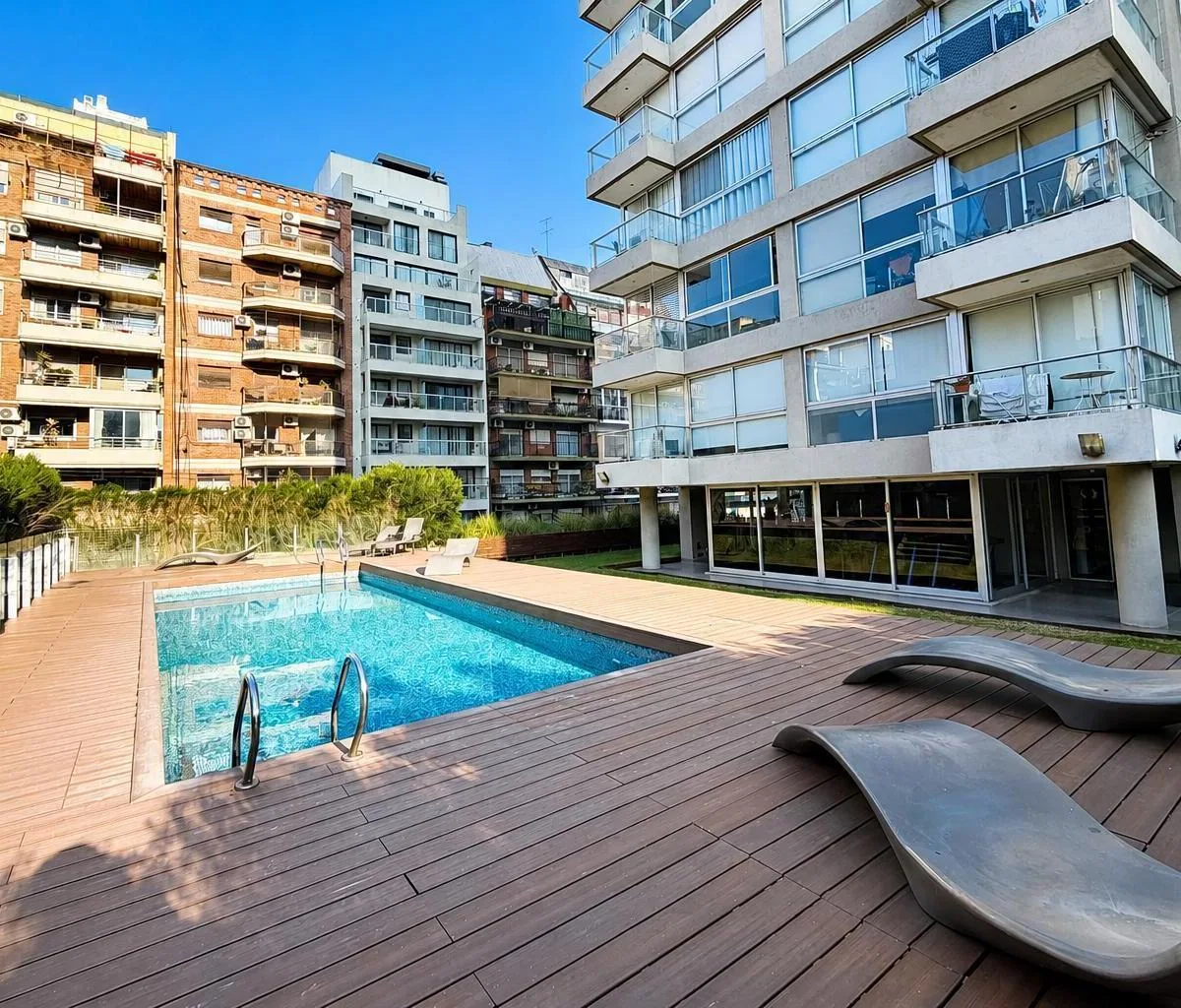 Alquiler Departamento 2 Ambientes Exclusivo en Torre Solar Urquiza con Balcón y Amenities