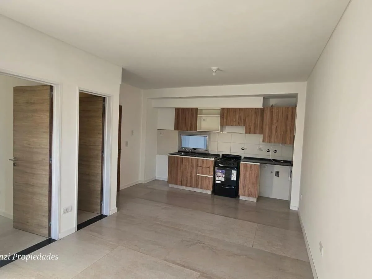Alquiler Departamento 2 Amb de 49 m&sup2; en Caseros