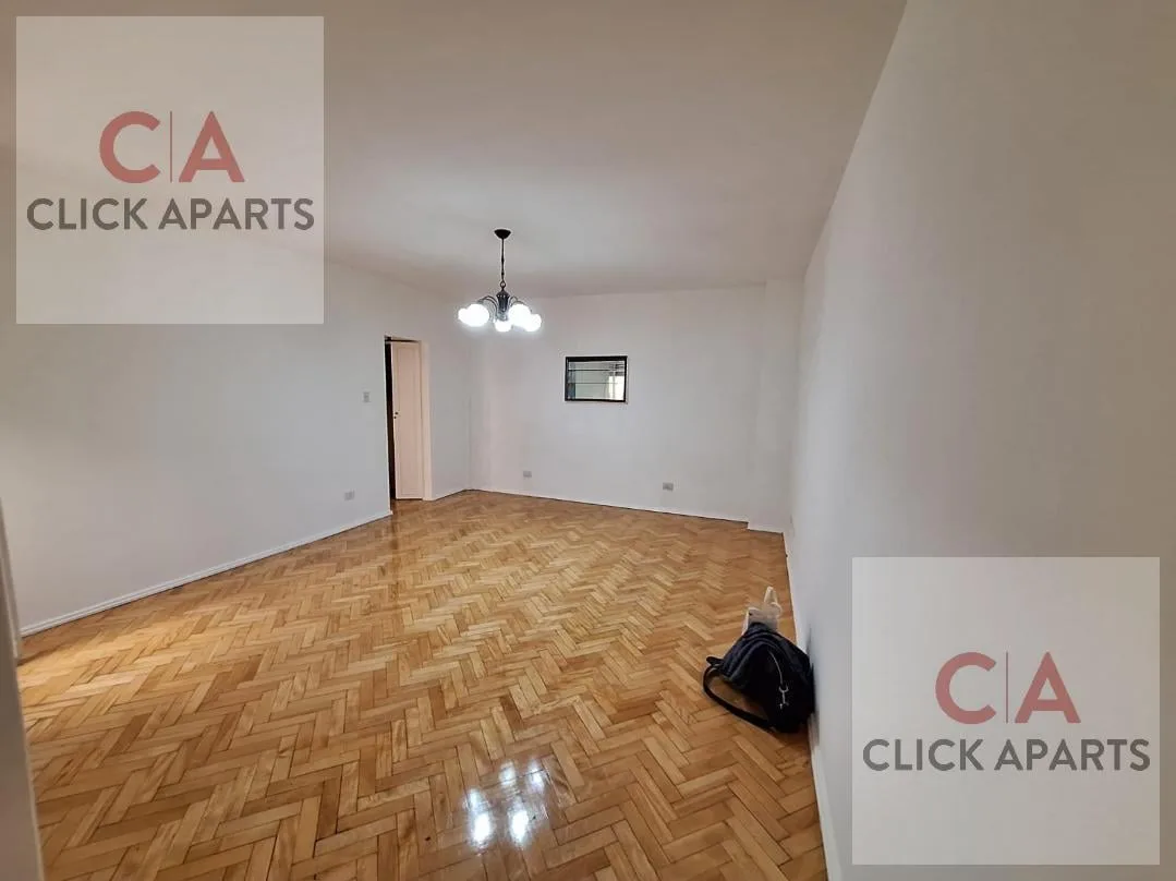 Departamento en Alquiler Recien Pintado y Plastificado 2 Ambientes con Patio