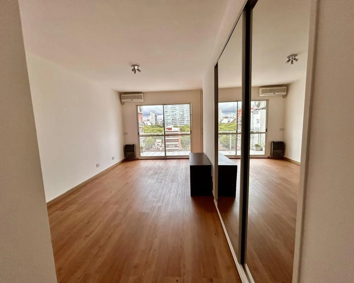 Listing: Studio, Núñez