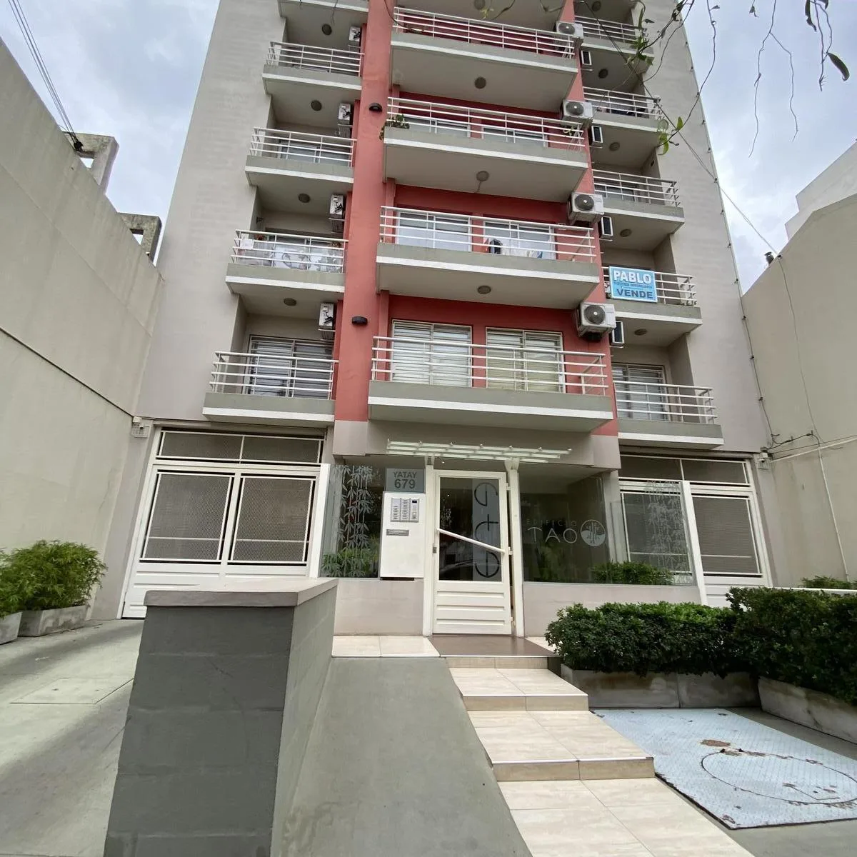 Studio with balcony and parking