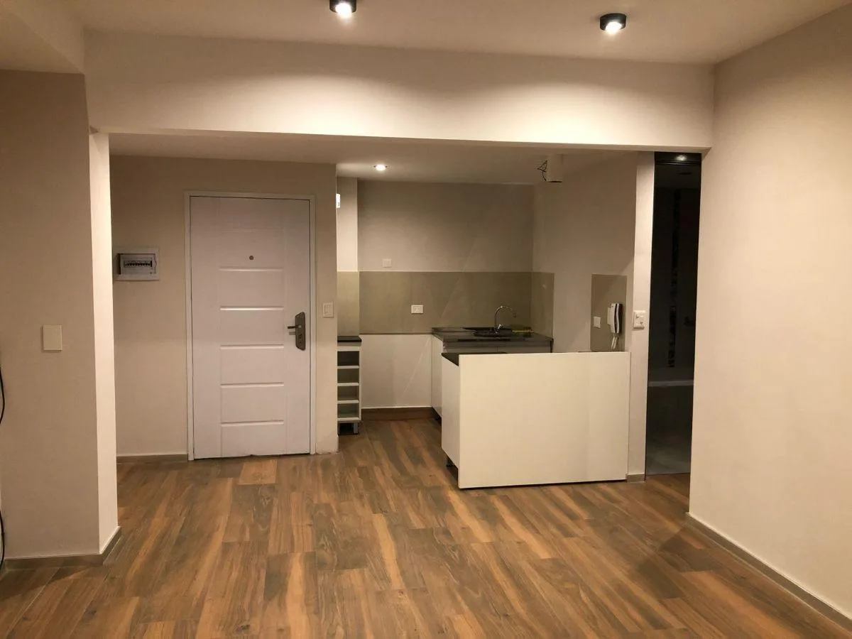 1BR, front to Parque Lineal