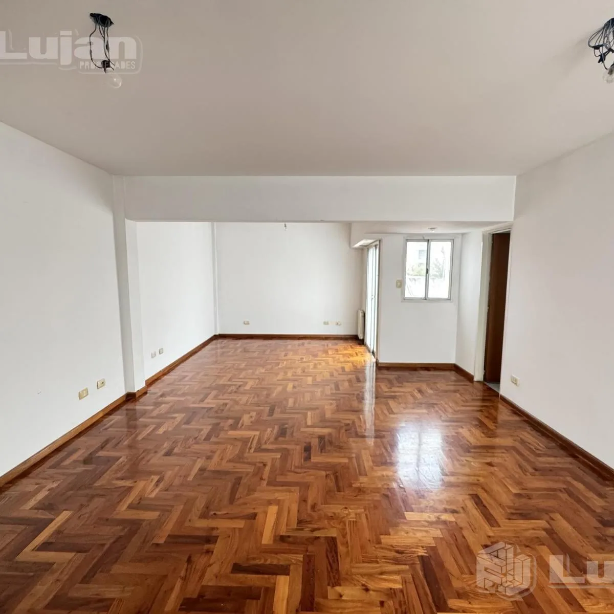 Alquiler Departamento en Liniers 1 Ambs Muy Amplio Acassuso Esquina Larrazabal