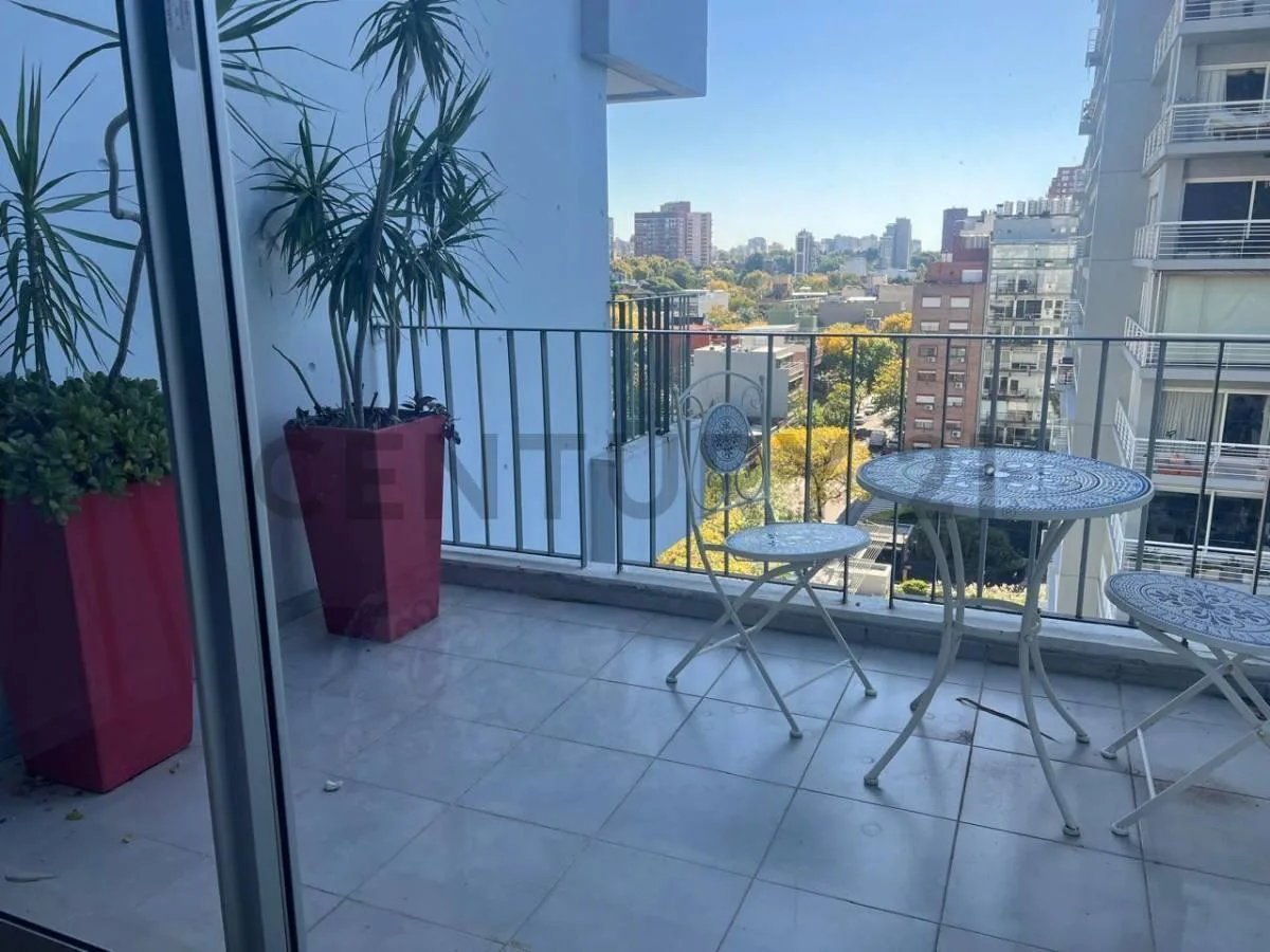 Estúdio mobiliado com varanda