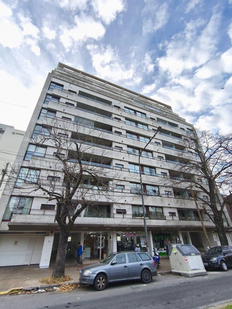 Alquiler Depto Moderno 2 Dorm. C/cochera - 64 E/12 y 13 - La Plata