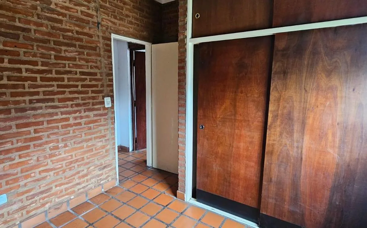 2BR, private patio
