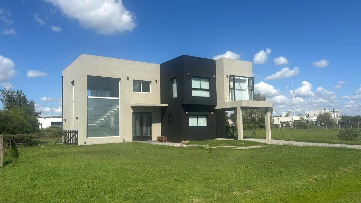 Alquiler Casa 4 Dorm. en Canning