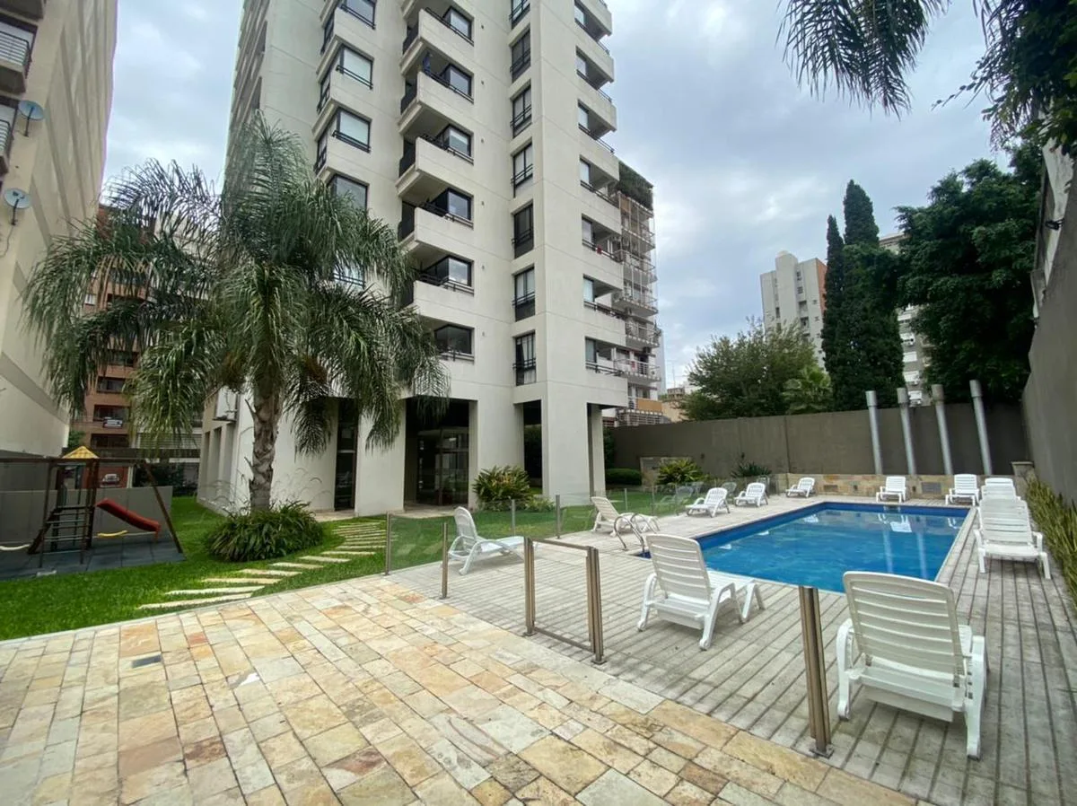 Studio floor 12 with parking