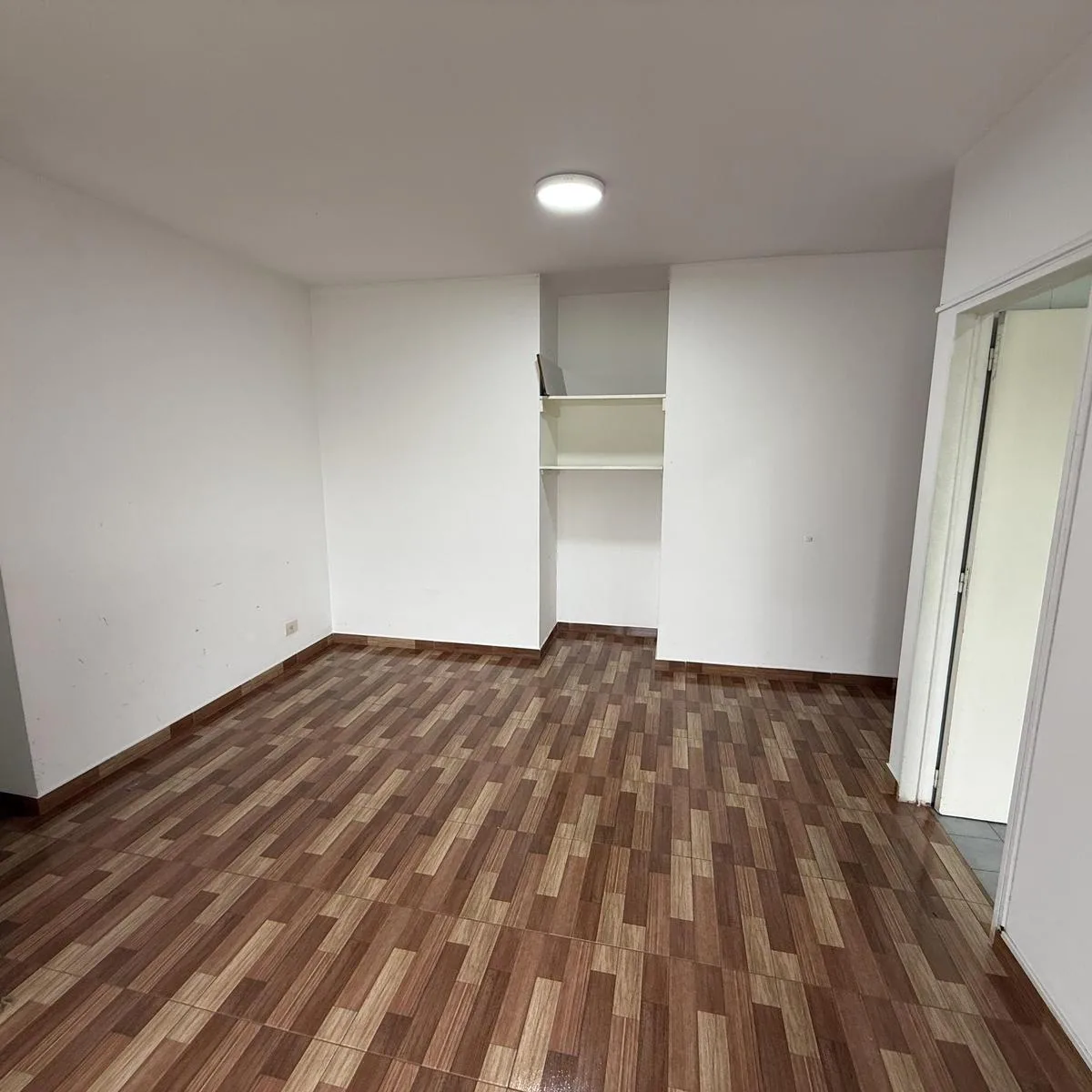 Балкон с видом на парк, 44 м²