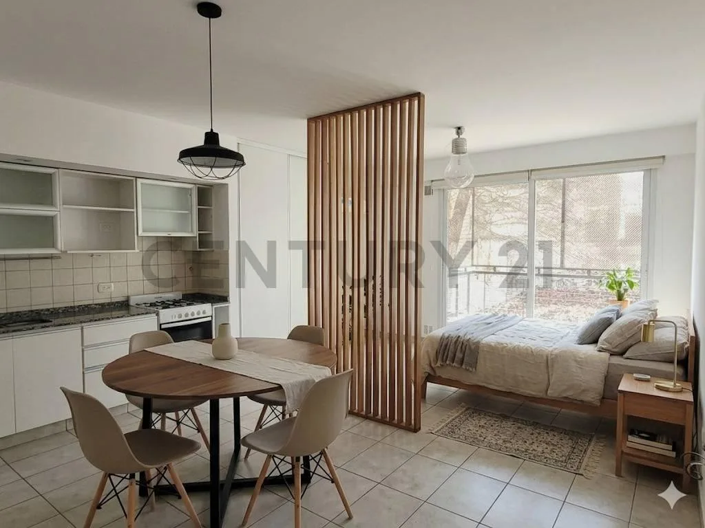 Monoambiente Muy Luminoso Villa Urquiza con Balcón