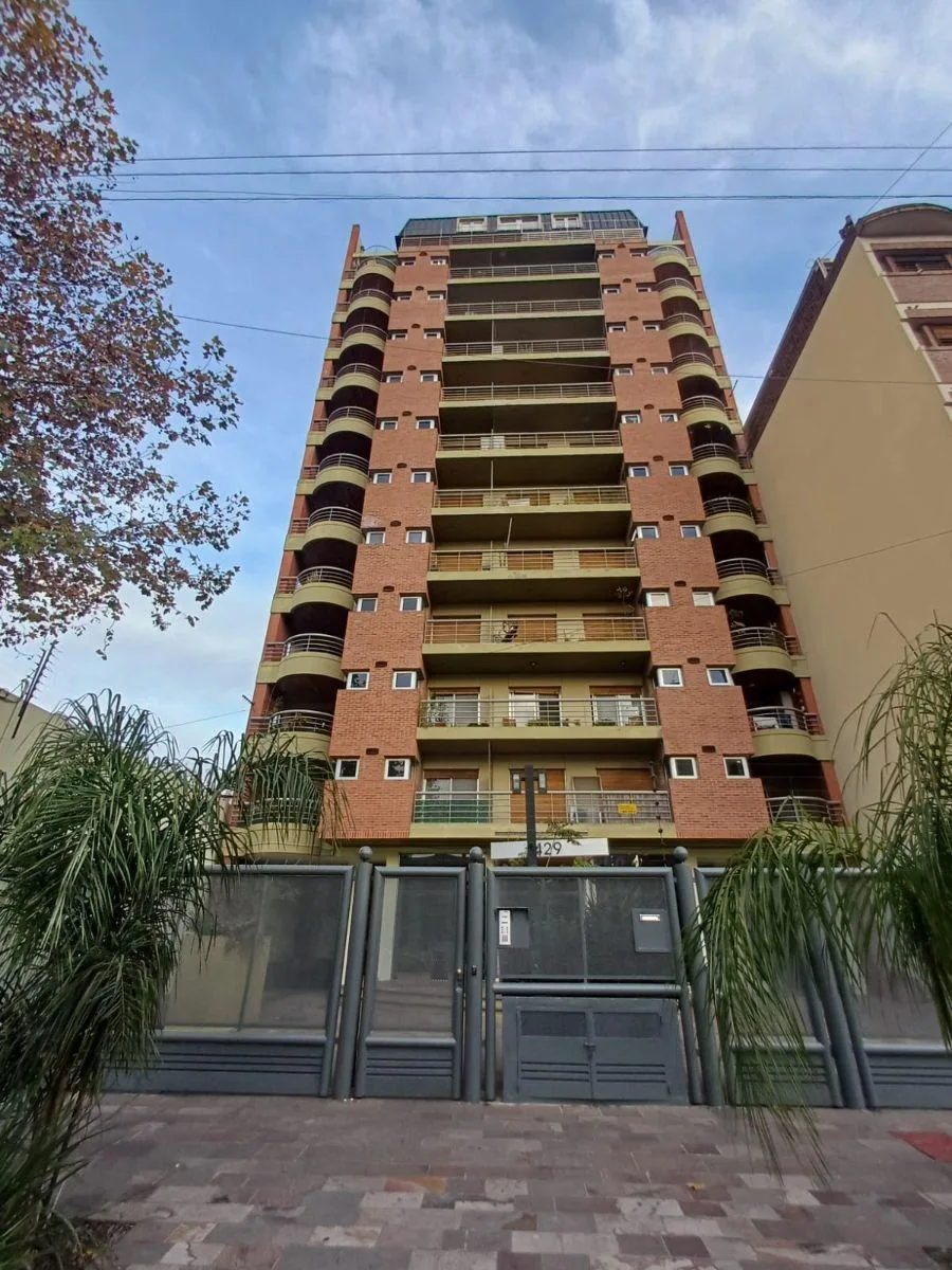 2BR with parking and balcony