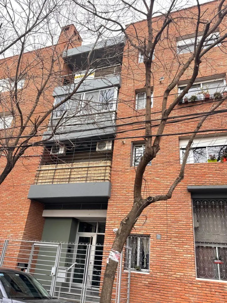 Balcón aterrazado, parrilla