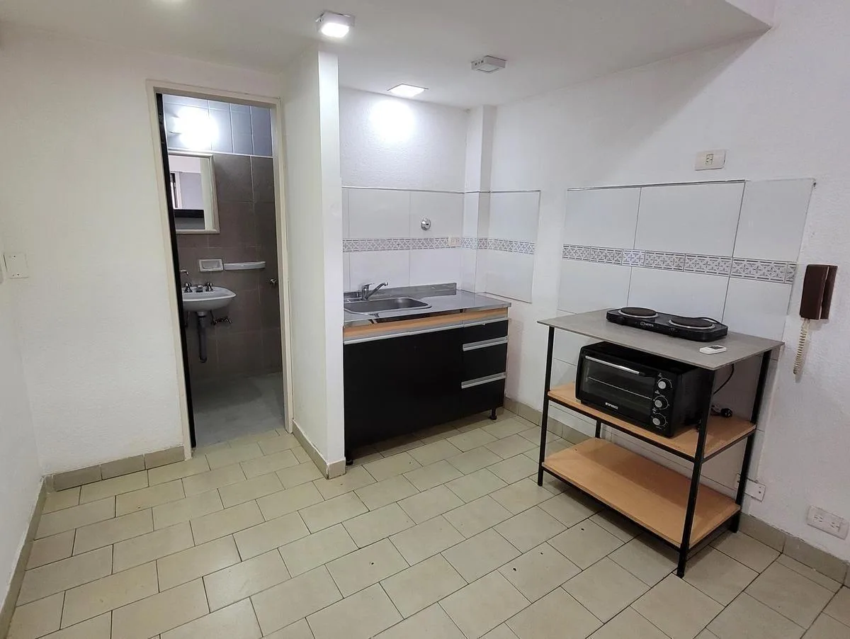 Departamento un Ambiente - Morón
