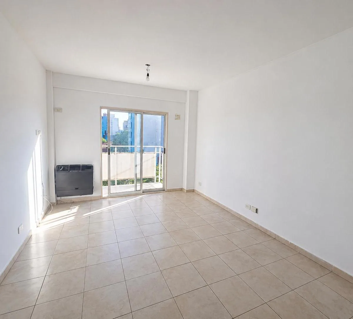 2-room unit with balcony and elevator