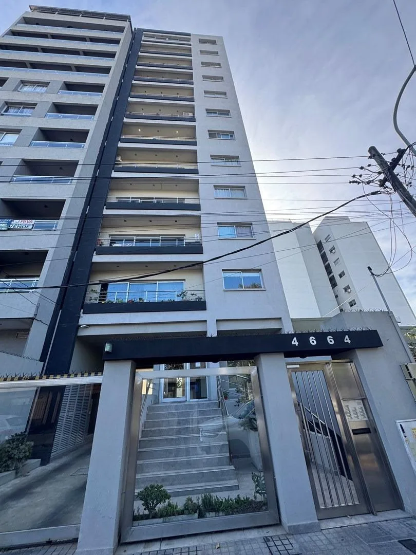Alquiler Departamento de 3 Ambientes Semi Amoblado