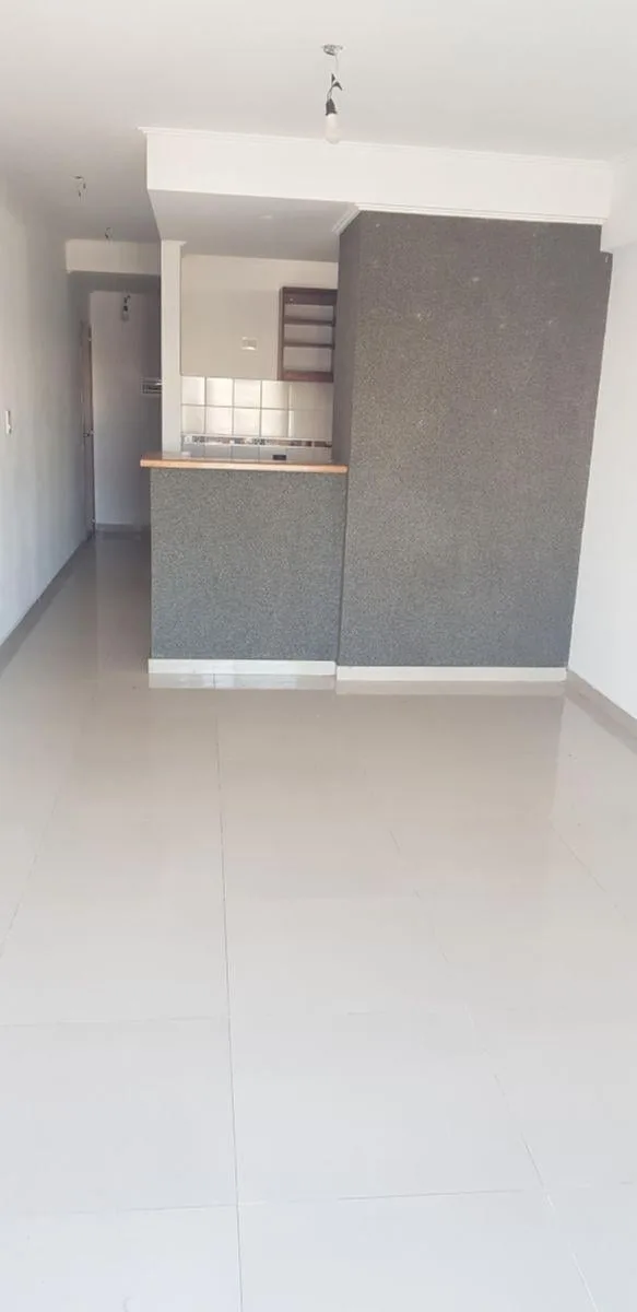 Studio com varanda frontal