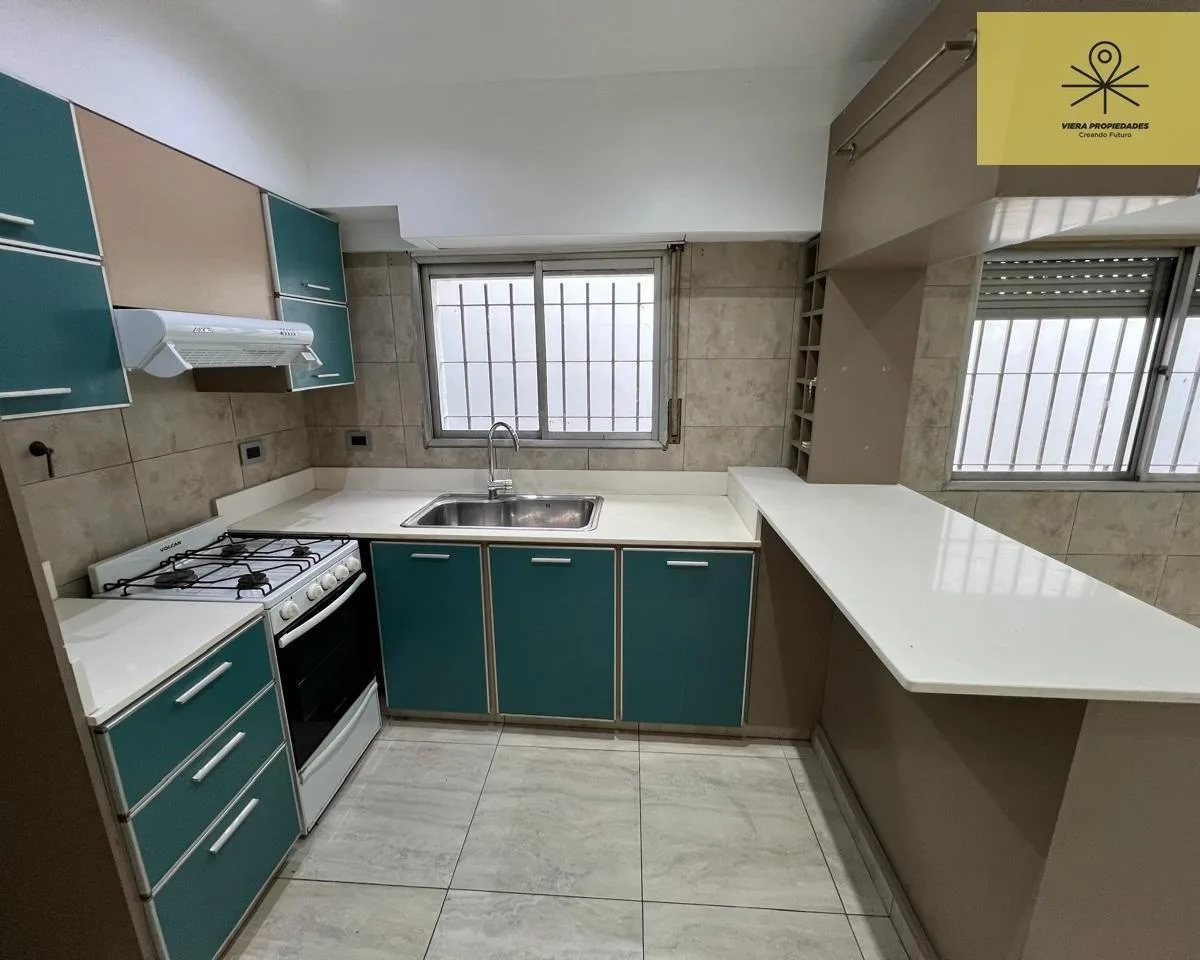Alquiler PH Tipo Casa 4 Amb Cochera Patio Parrilla S/ Expensa Boulogne