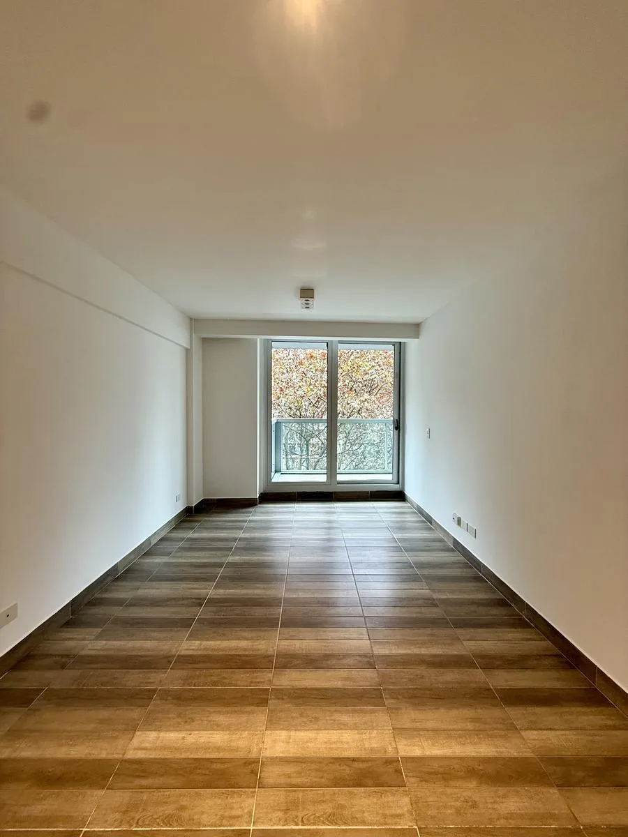 2BR style, balcony and parking