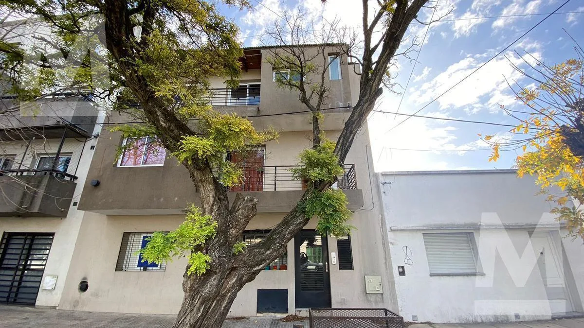 2 ambientes con balcón y tiro balanceado