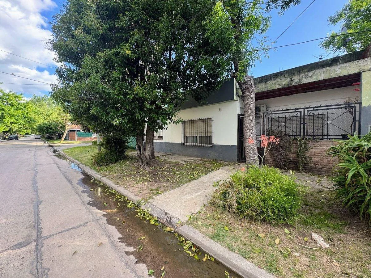 Casa en Alquiler 4 Amb en William Morris Parque