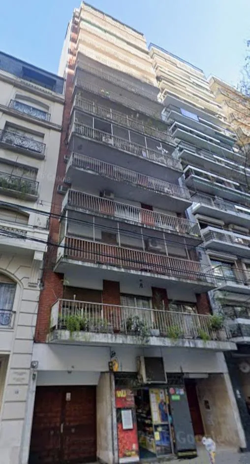 3-room apartment with balcony in Recoleta