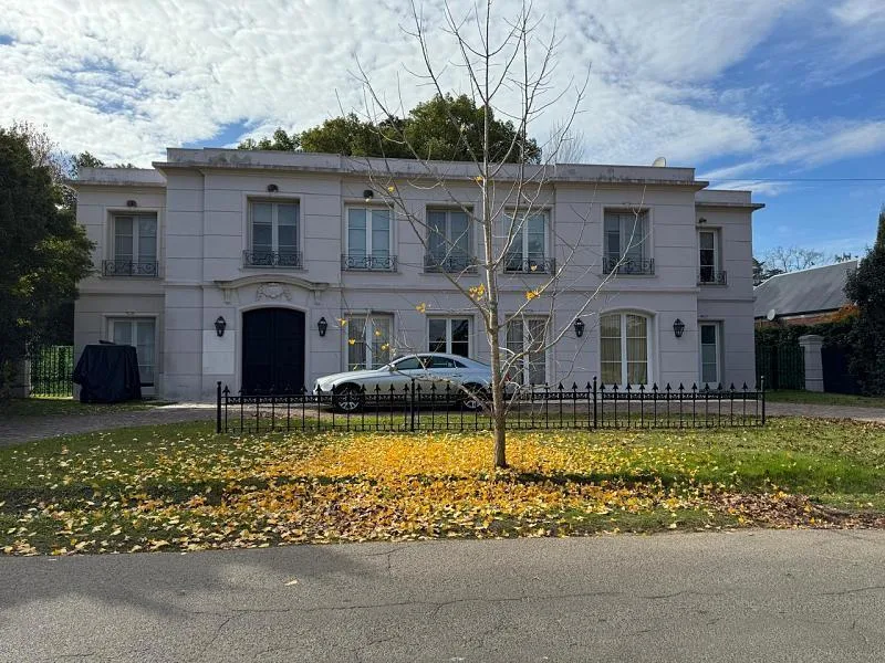 Two-story house, golf view
