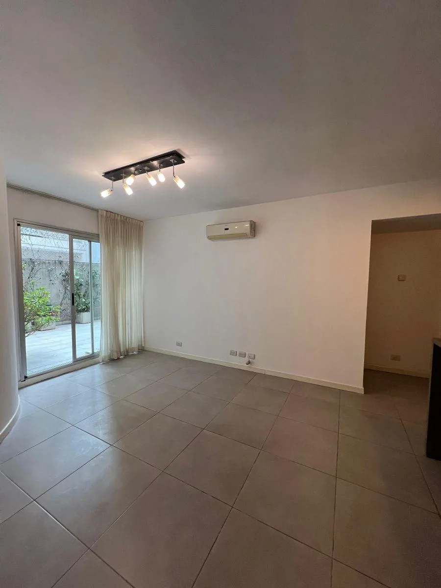 2 ambientes con patio