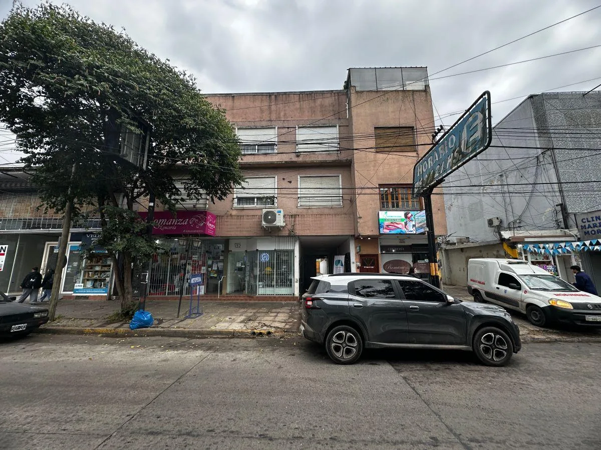 Departamento 2 Ambientes en Alquiler Moreno
