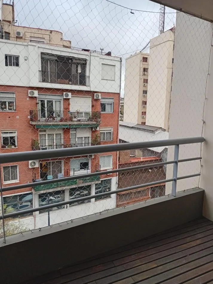 2 Ambientes con Balcon Baño y Toilette