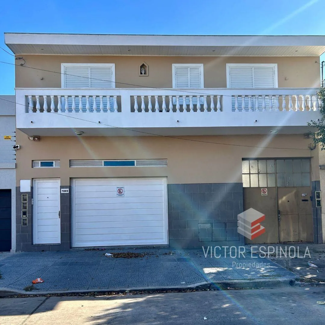 Alquiler Casa Tipo PH Villa Bsoch 5 Ambinetes 2 Baños 2 Cocheras