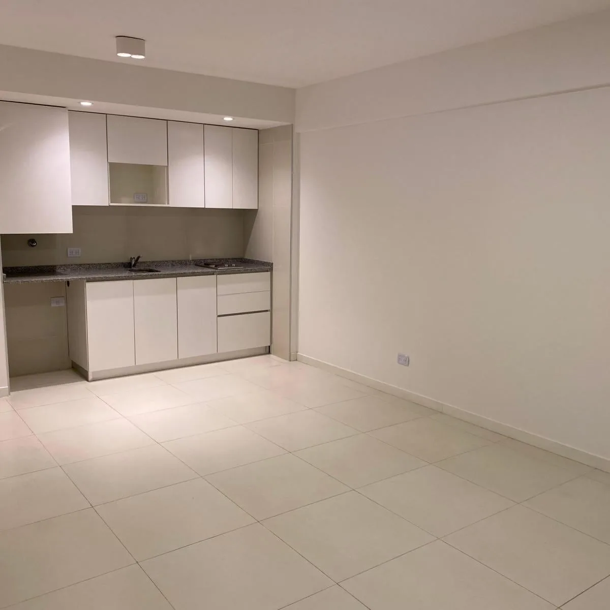 Studio with balcony and inverter A/C