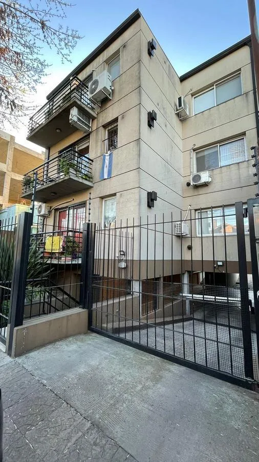 Departamento a 2 Cuadras Centenario - San Isidro - Vias/rolon