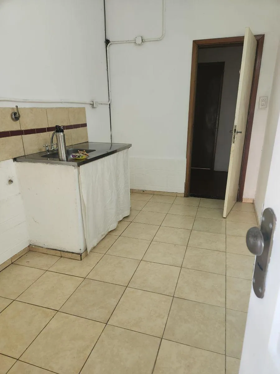 2-room PH with patio