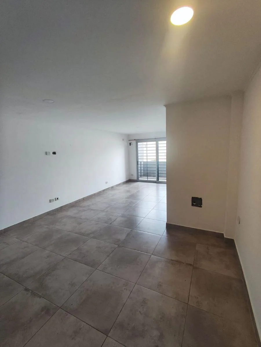 Departamento 2 Ambientes en Alquiler en Ezpeleta