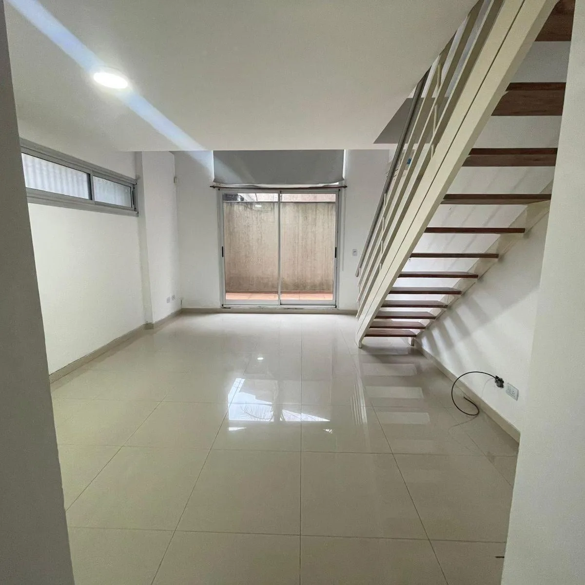 Loft 2 rooms, patio and parking